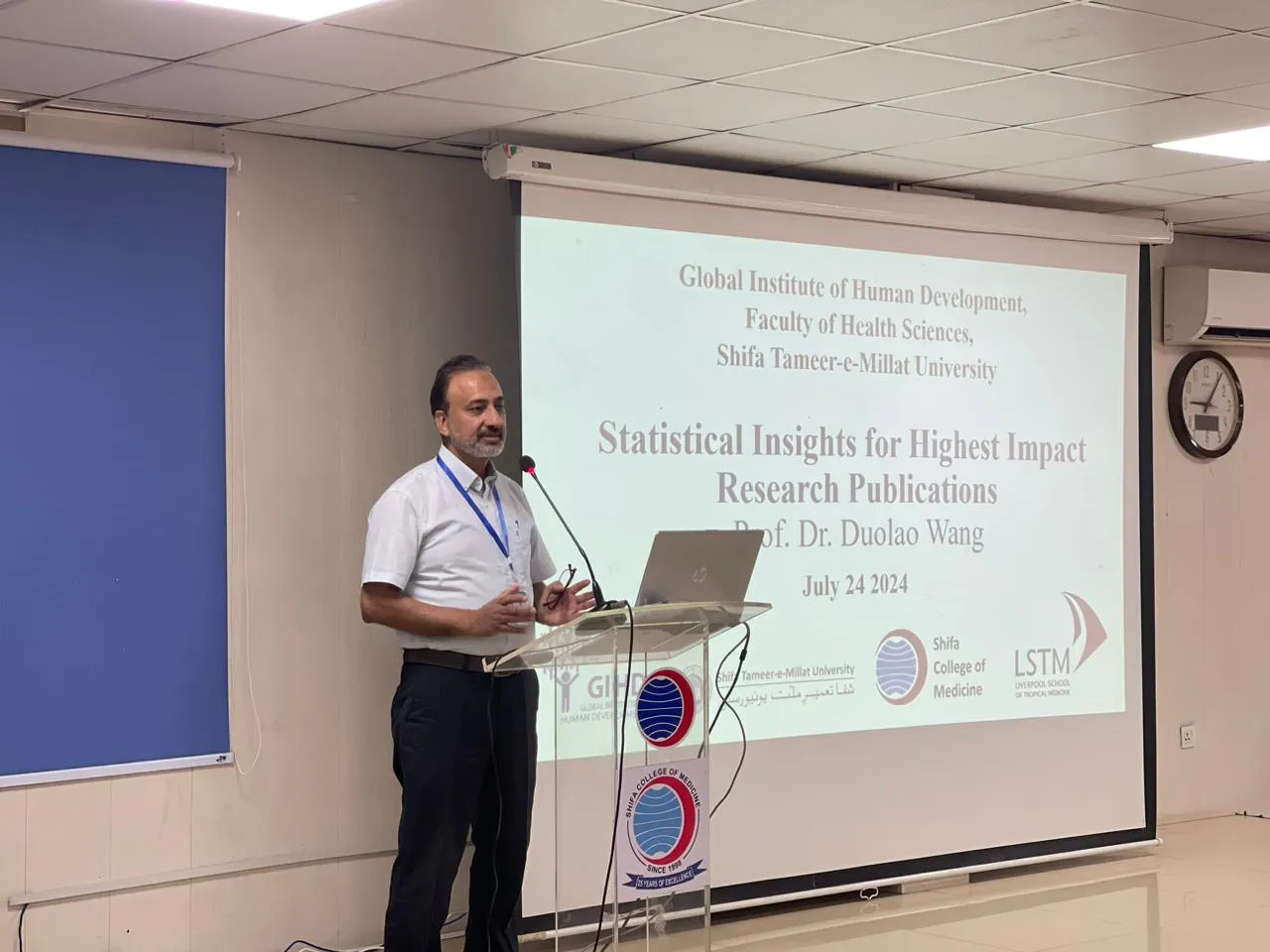 Prof. Dr. Muhammad Amir, Dean of the Faculty of Health Sciences, at the session